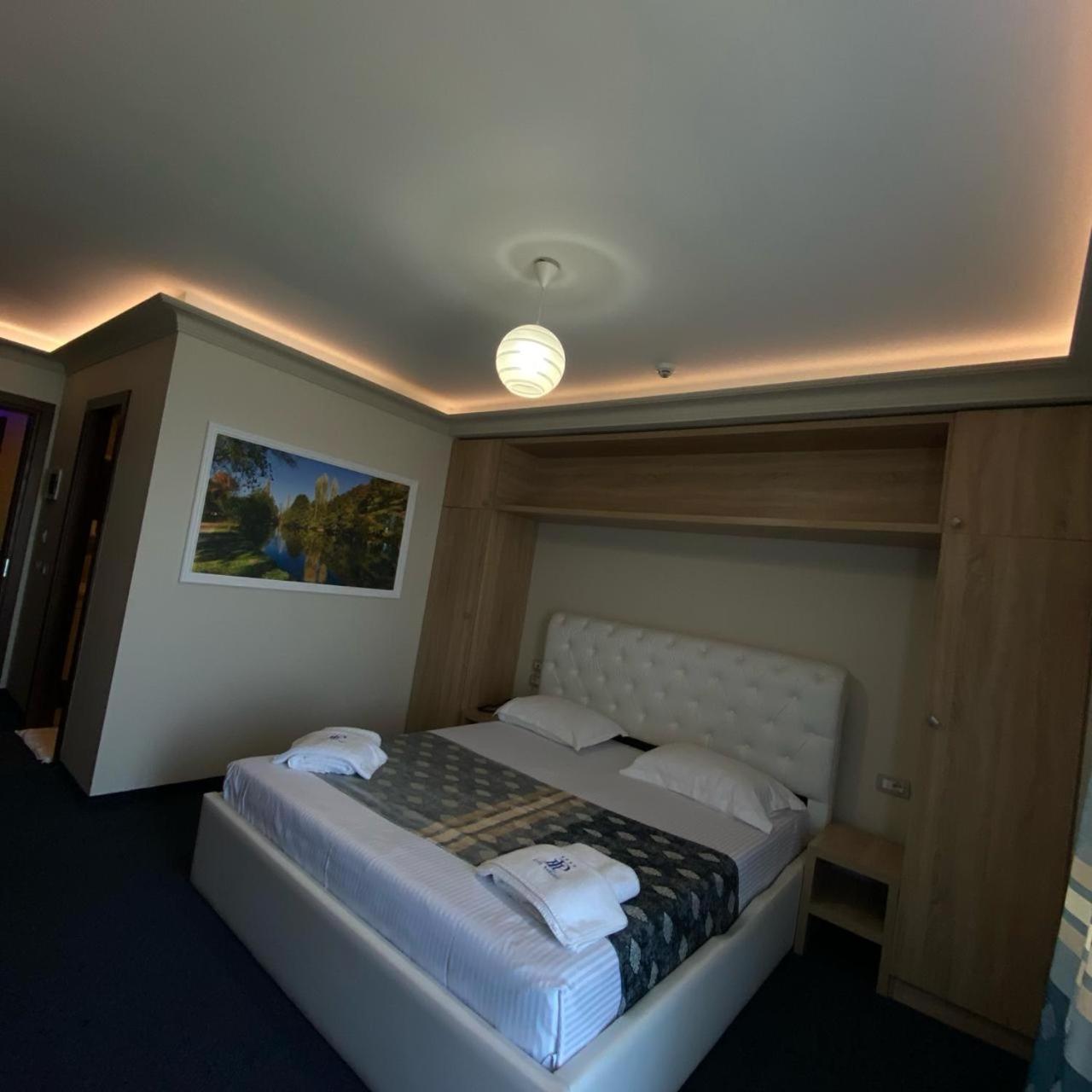 Hotel Pogradeci 2 Tushemisht 외부 사진